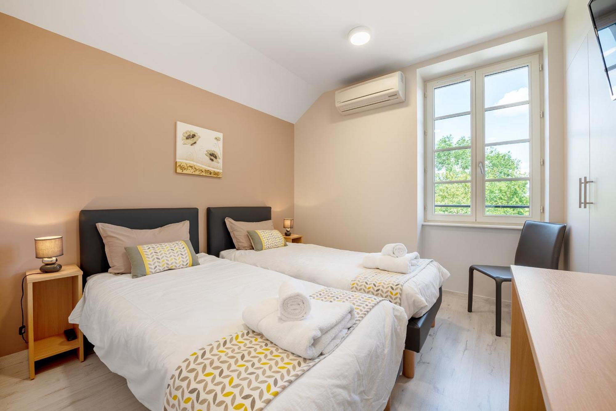 -Maison Calmels-Pmr-7 Chambres Et 7 Sdb - Proche Albi Carmaux Extérieur photo